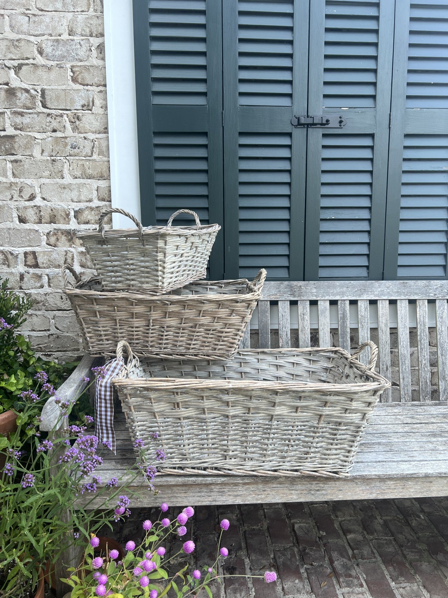beautiful parisian style baskets-set of 3