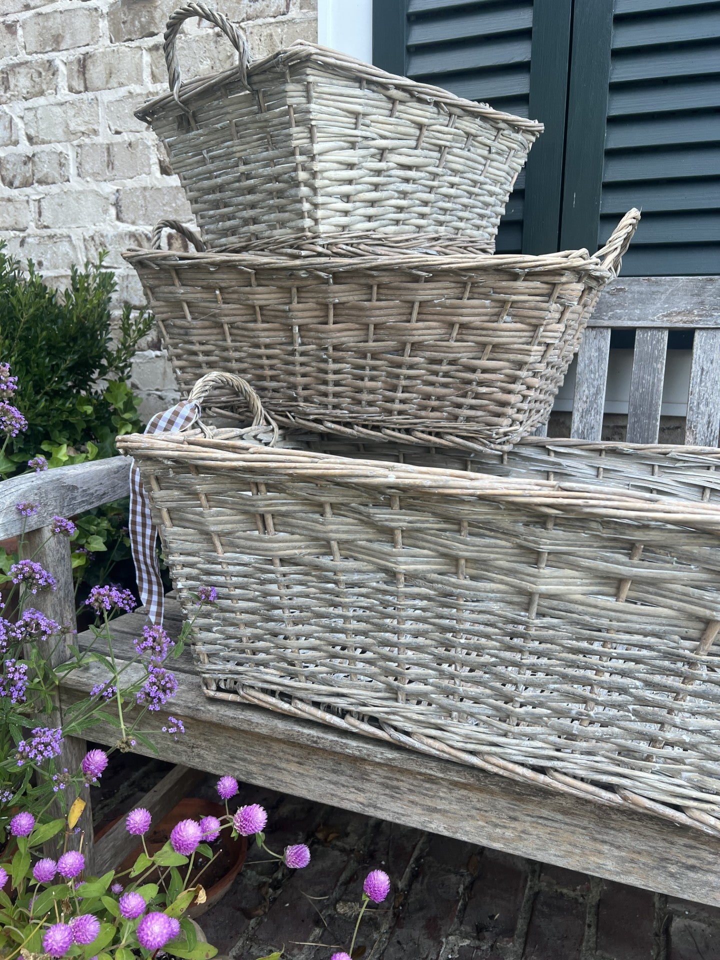 beautiful parisian style baskets-set of 3
