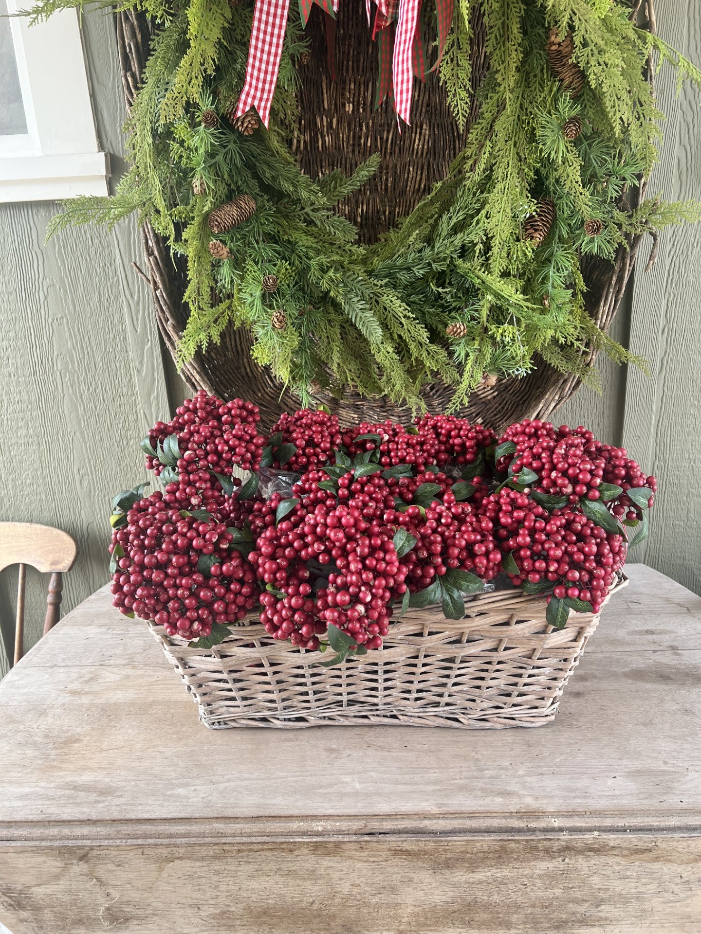 pretty red berry bundle