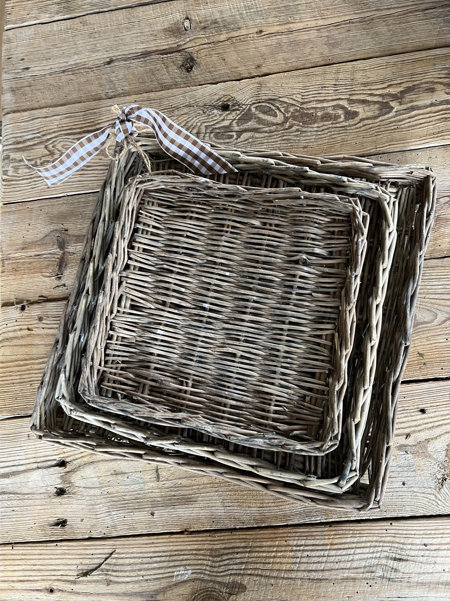 beautiful woven willow square trays set of 3