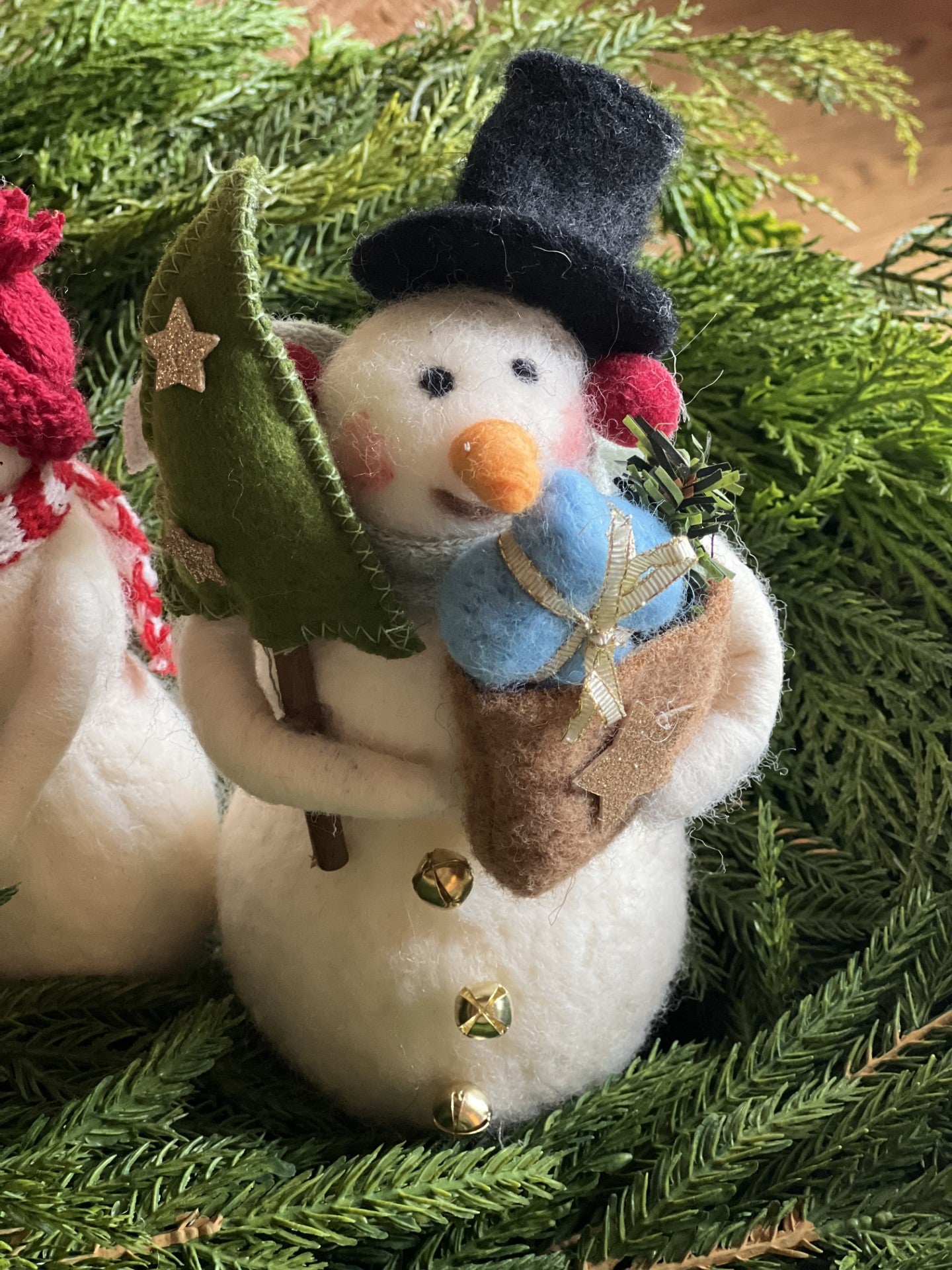 set of 2 cutie snowmen