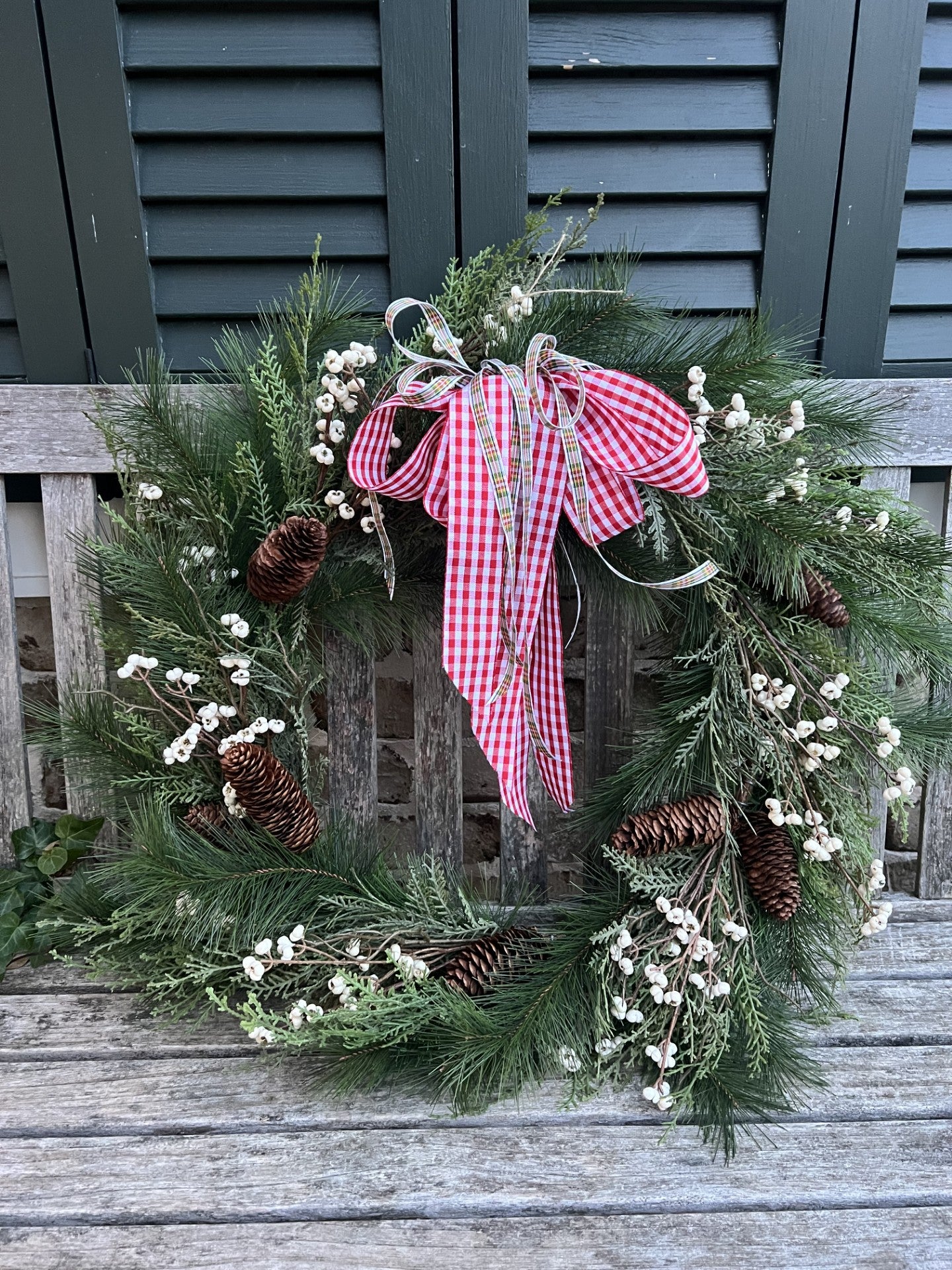 beautiful white snowberry wreath